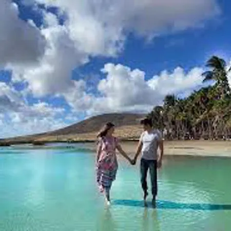 1-bed Sleeps 2 Garden & Pool Access