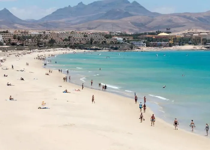 1-bed Sleeps 2 Garden & Pool Access Apartmán